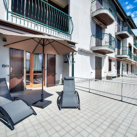 Sunset App Apartment Perledo Bagian luar foto